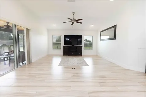 2057 E C 462 Wildwood FL 34785