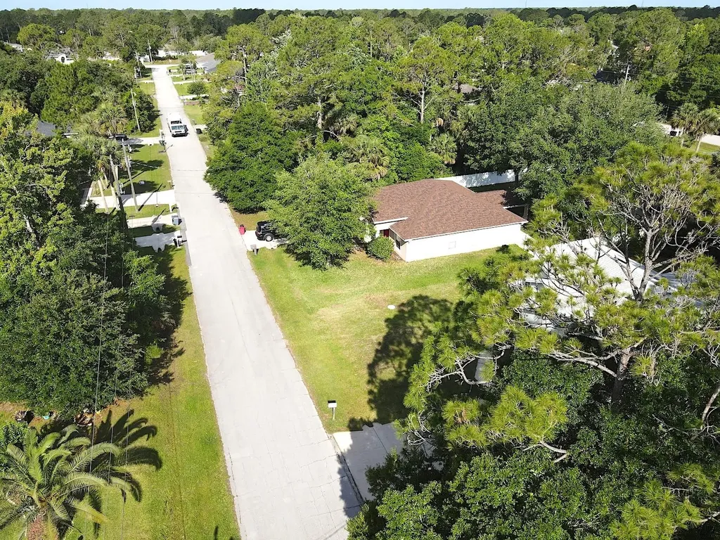 19 Pitt Lane Palm Coast FL 32164