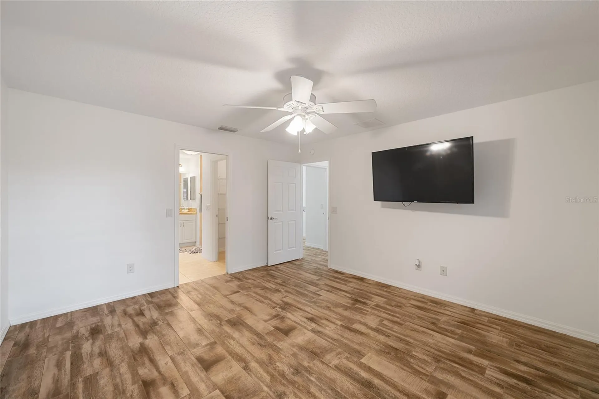 1773 Hollow Branch Way The Villages FL 32162