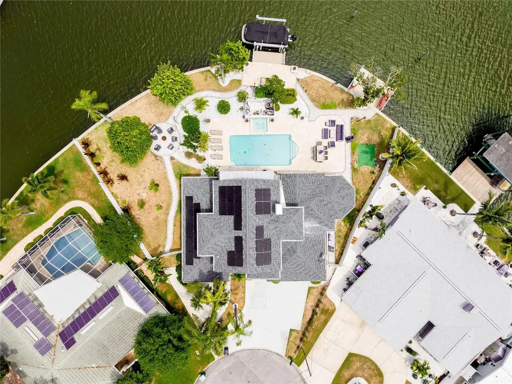 4124 Harbor Circle S Largo FL 33770