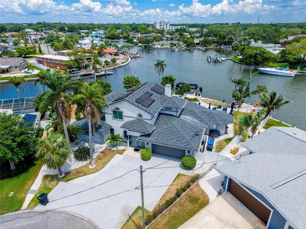 4124 Harbor Circle S Largo FL 33770