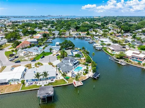 4124 Harbor Circle S Largo FL 33770