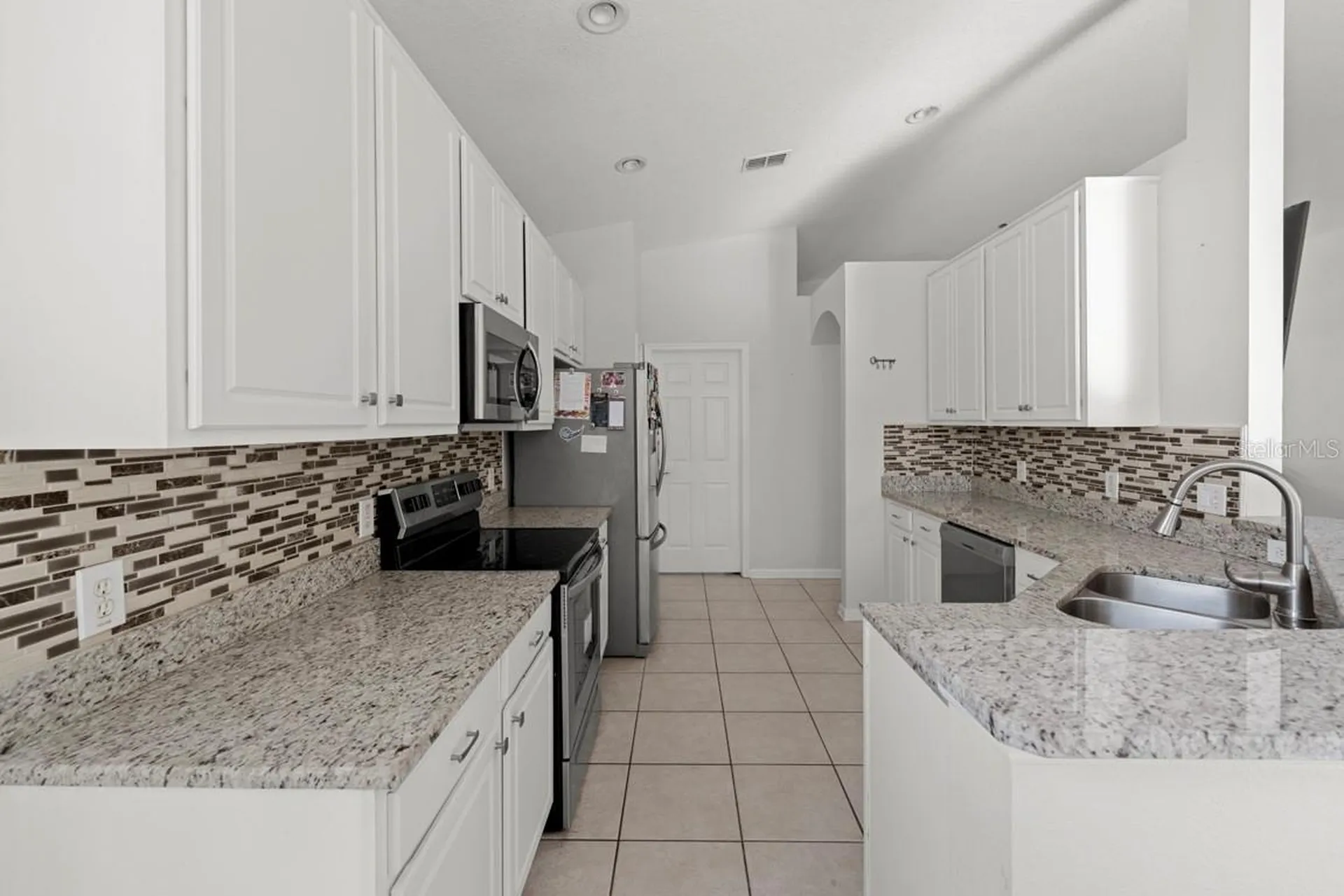3181 Stonehurst Circle Kissimmee FL 34741