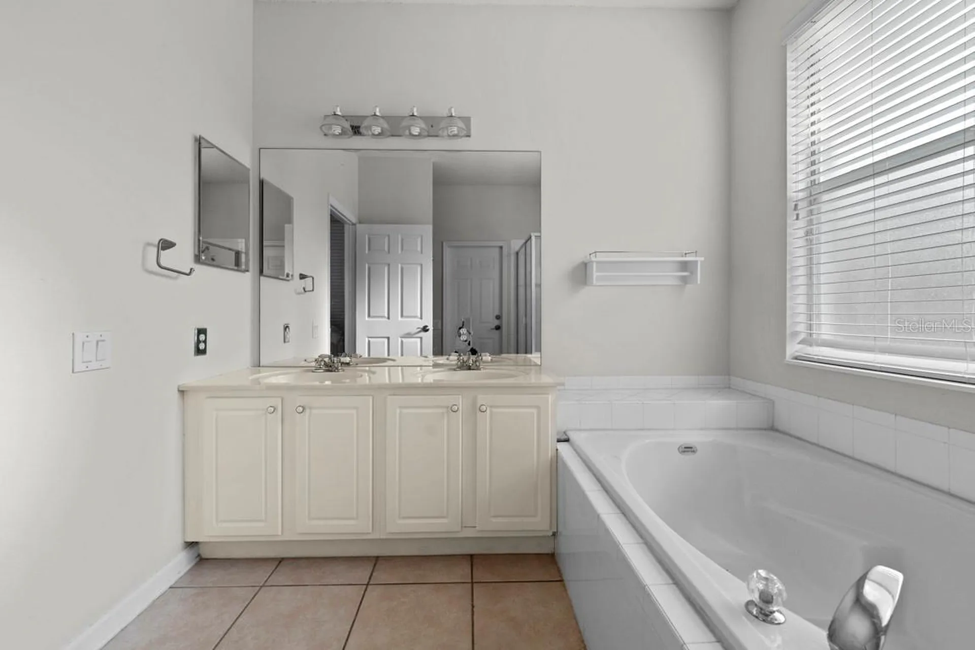3181 Stonehurst Circle Kissimmee FL 34741