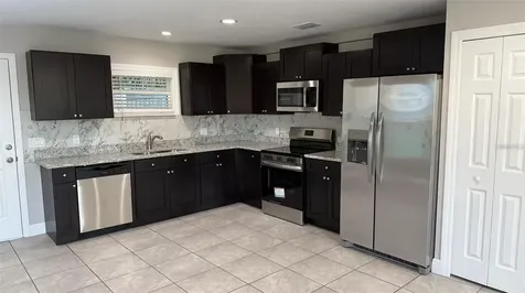 192 Julie Lane Auburndale FL 33823