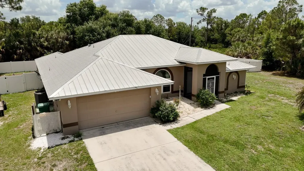 54 Triangle Street Port Charlotte FL 33954