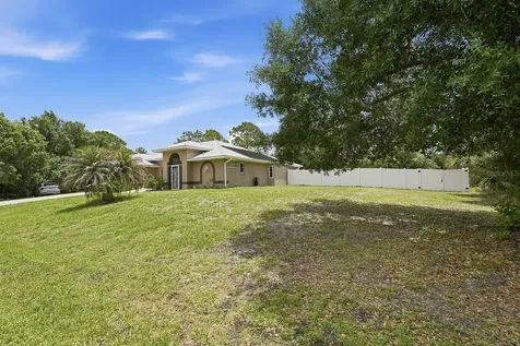 54 Triangle Street Port Charlotte FL 33954