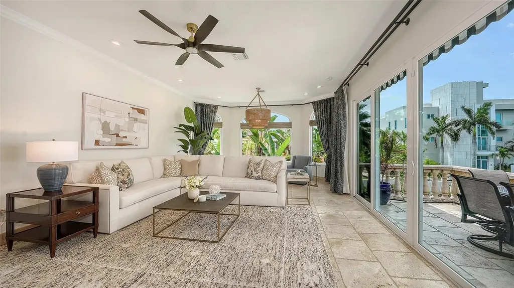 1023 Tocobaga Lane Sarasota FL 34236