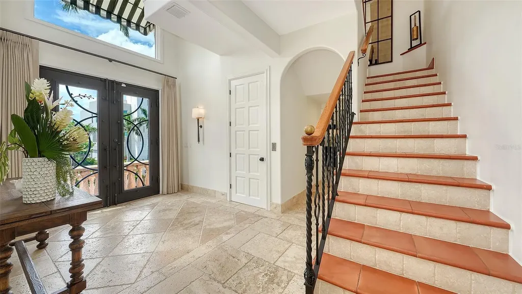 1023 Tocobaga Lane Sarasota FL 34236