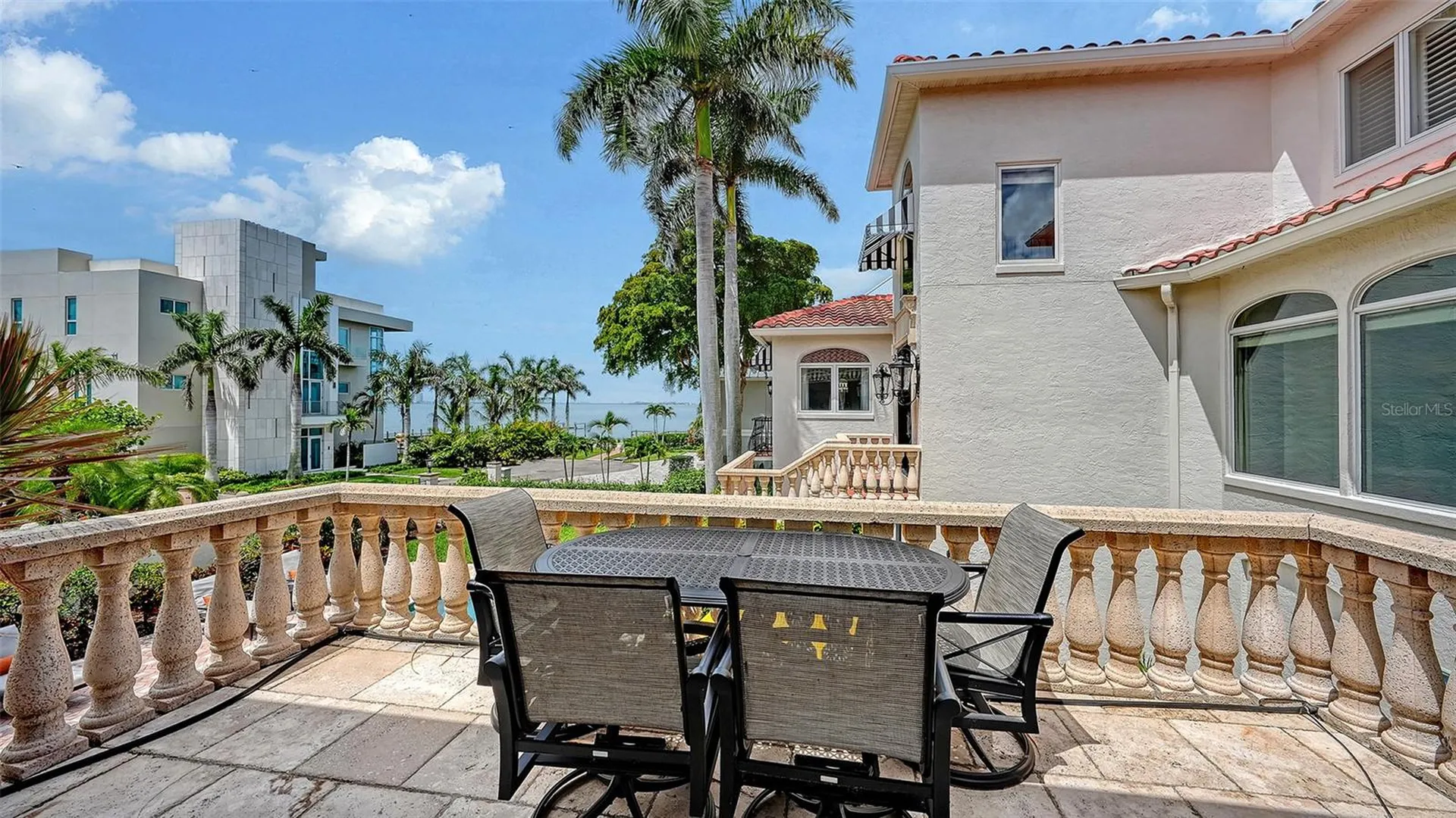 1023 Tocobaga Lane Sarasota FL 34236