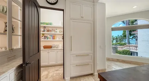 1023 Tocobaga Lane Sarasota FL 34236