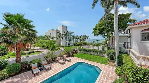 1023 Tocobaga Lane Sarasota FL 34236