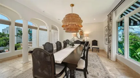 1023 Tocobaga Lane Sarasota FL 34236
