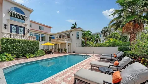 1023 Tocobaga Lane Sarasota FL 34236