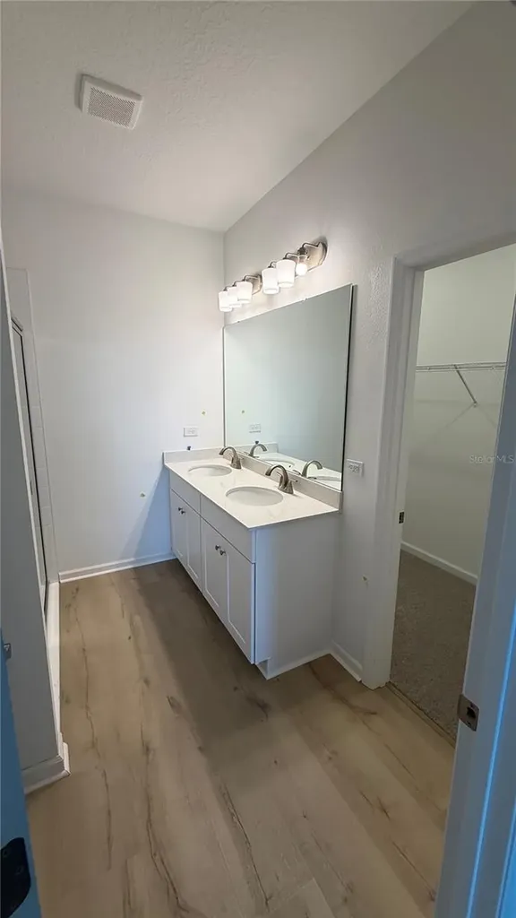 6205 Sanders Grove Circle Okahumpka FL 34762