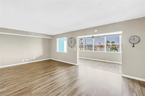 1868 Shore Drive S South Pasadena FL 33707