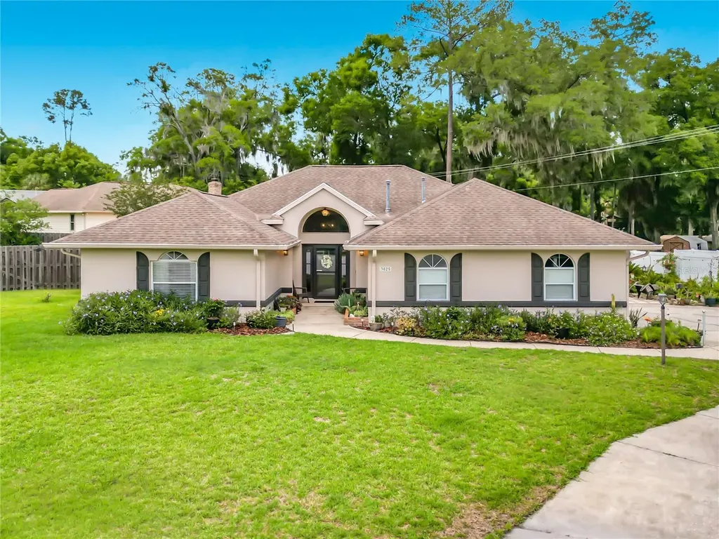 3025 SE 41st Street Ocala FL 34480