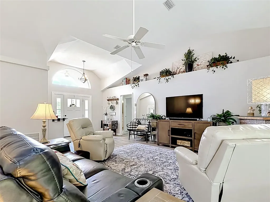 3025 SE 41st Street Ocala FL 34480