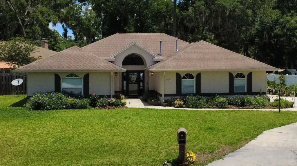 3025 SE 41st Street Ocala FL 34480