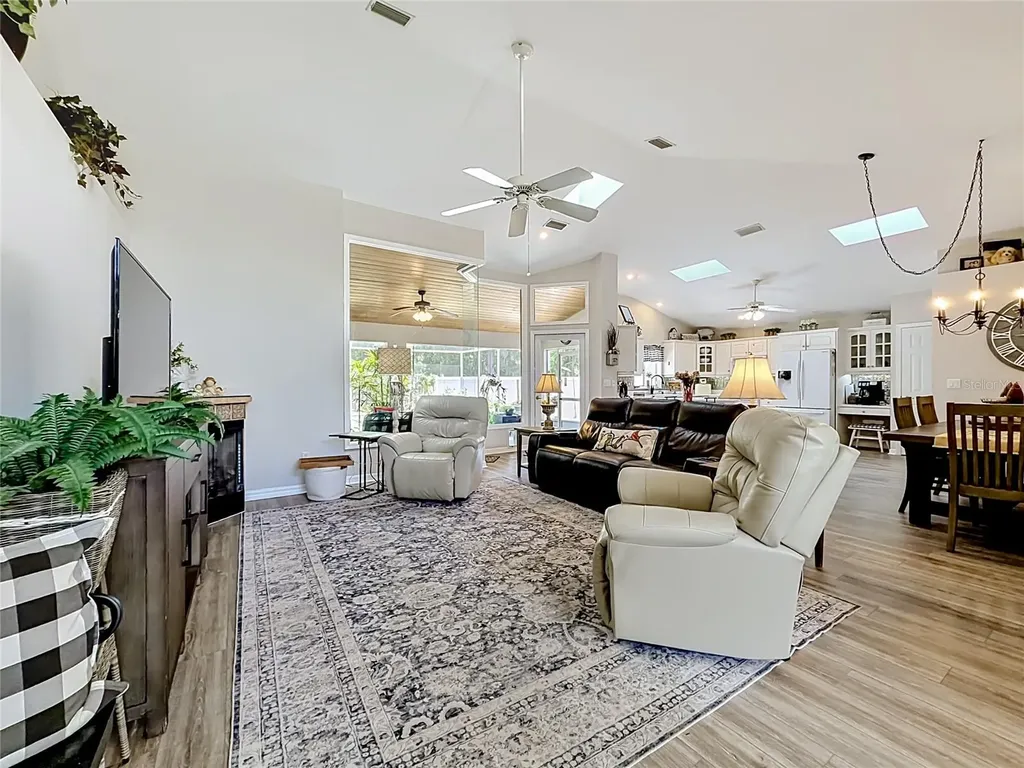 3025 SE 41st Street Ocala FL 34480