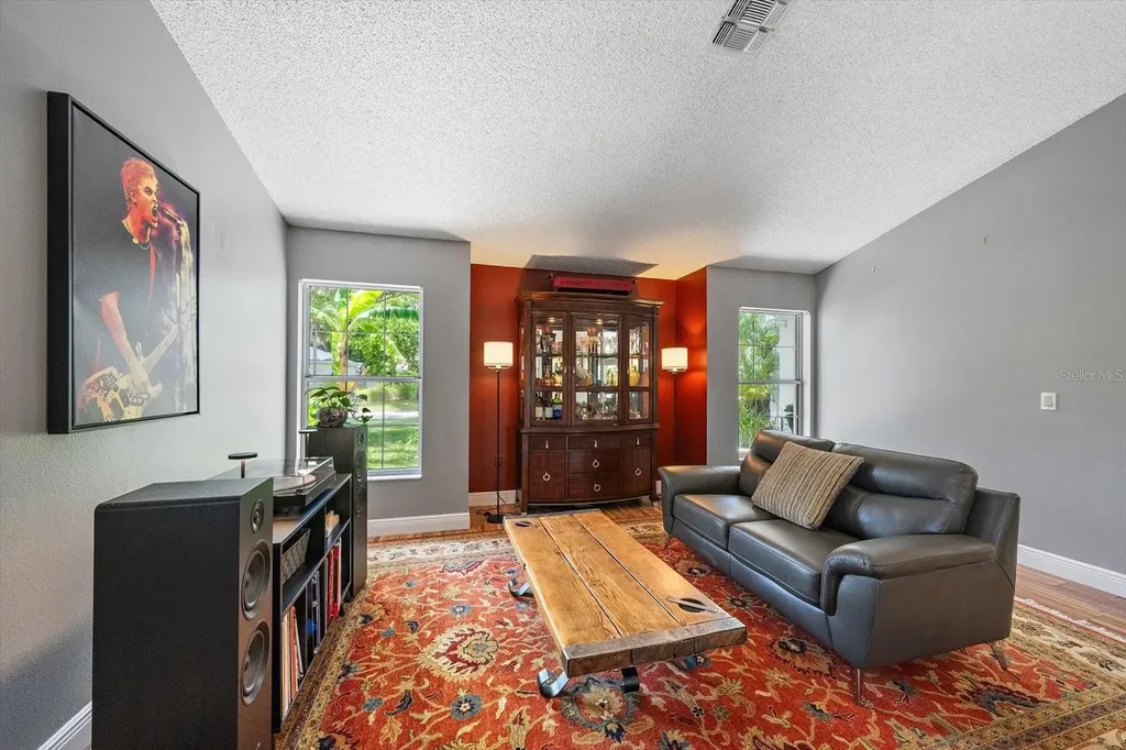 4732 Meadowview Circle Sarasota FL 34233