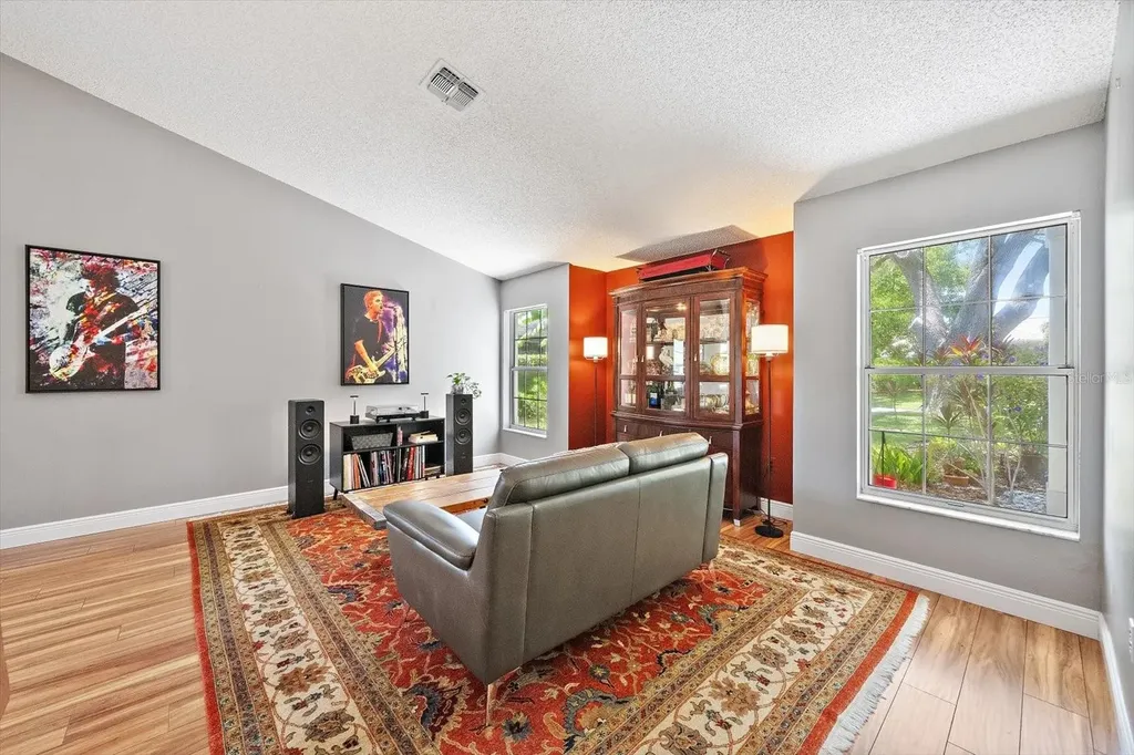 4732 Meadowview Circle Sarasota FL 34233