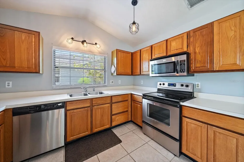 4732 Meadowview Circle Sarasota FL 34233