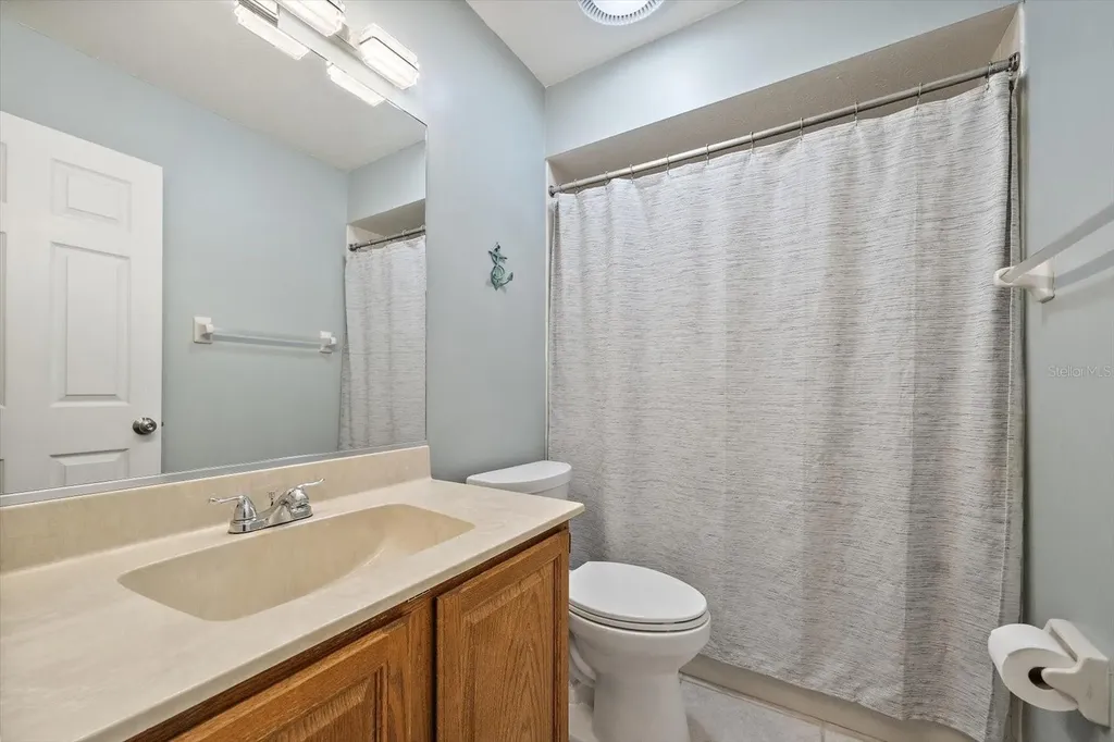 4732 Meadowview Circle Sarasota FL 34233