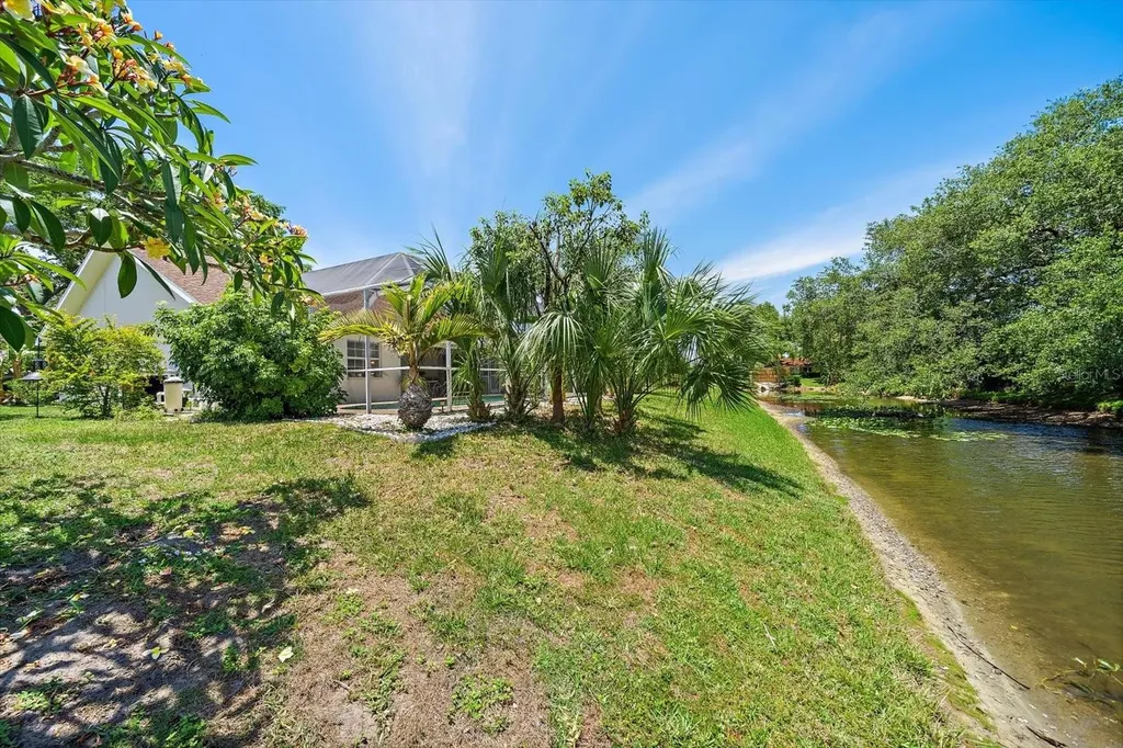 4732 Meadowview Circle Sarasota FL 34233