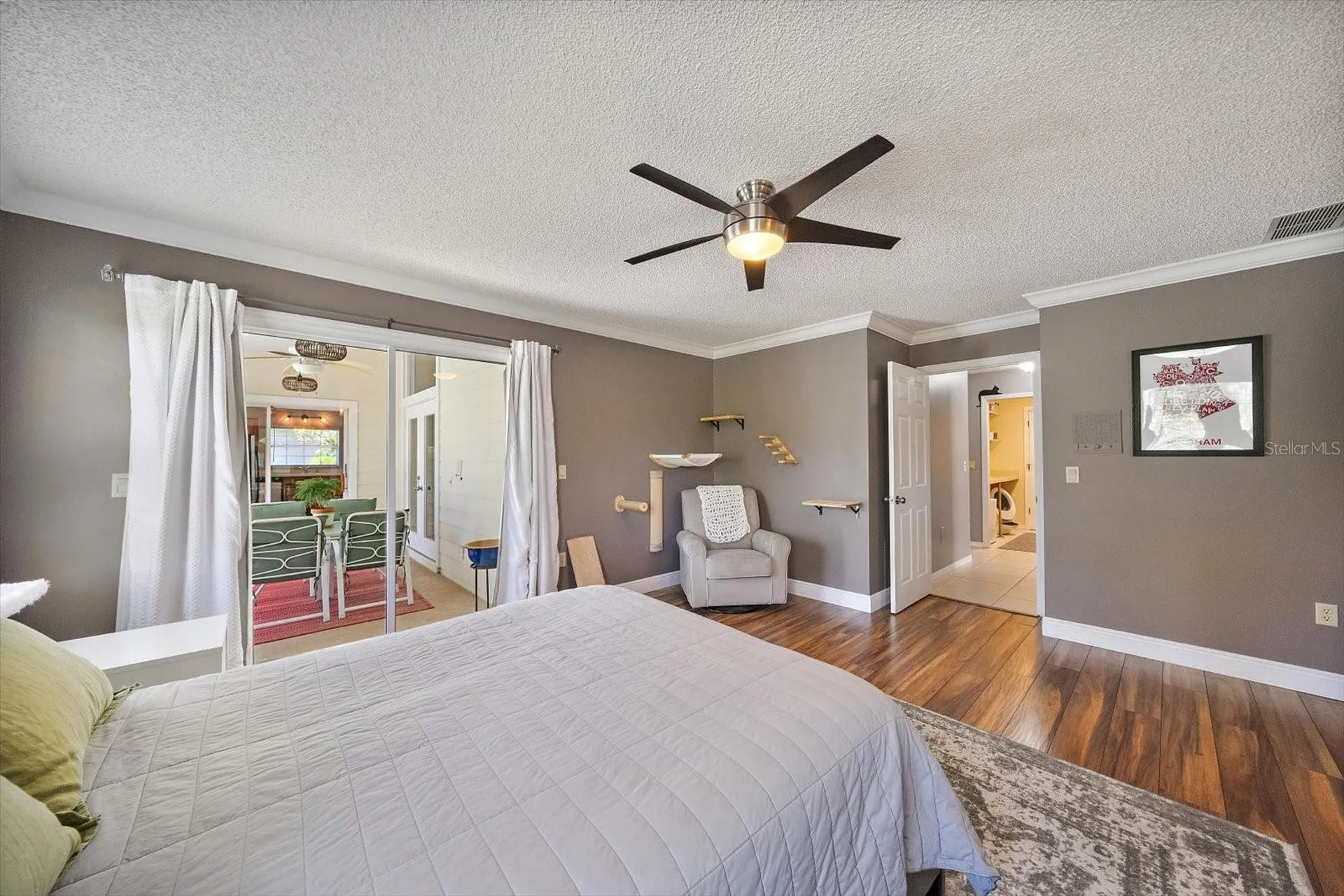 4732 Meadowview Circle Sarasota FL 34233