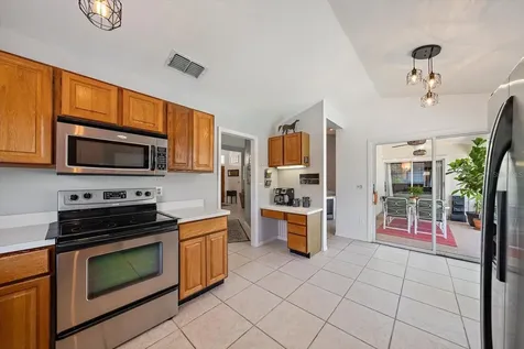 4732 Meadowview Circle Sarasota FL 34233
