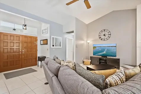 4732 Meadowview Circle Sarasota FL 34233