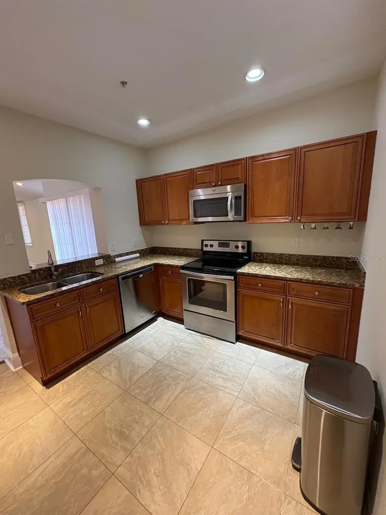122 Vista Verdi Circle Lake Mary FL 32746