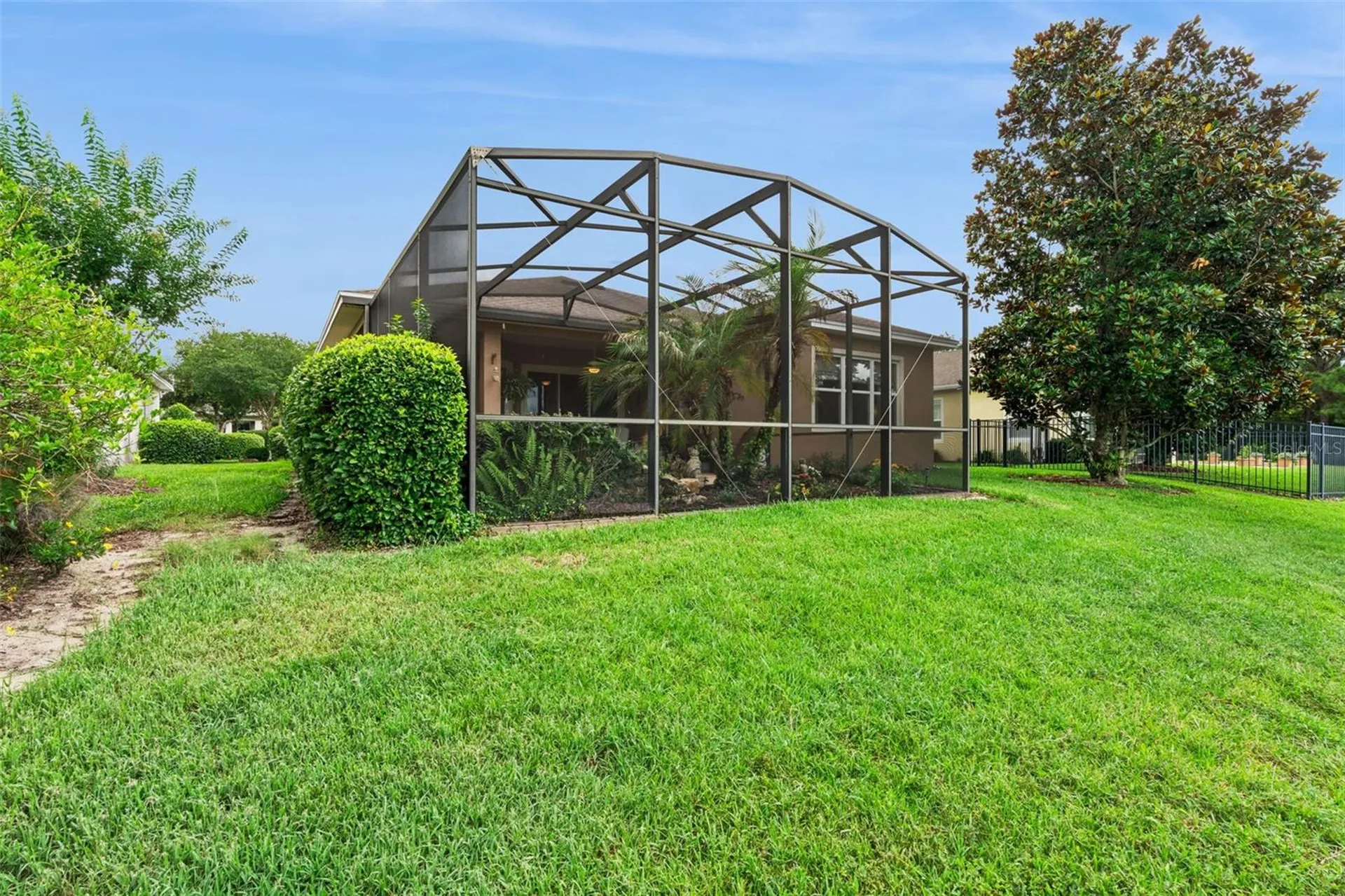 1129 Gardenshire Lane Deland FL 32724