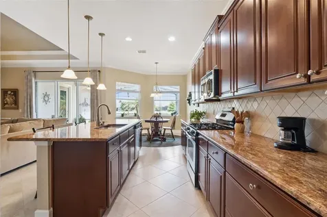 1129 Gardenshire Lane Deland FL 32724