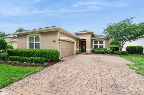1129 Gardenshire Lane Deland FL 32724