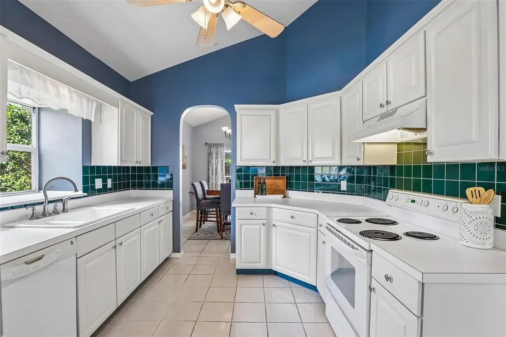17702 Long Ridge Road Tampa FL 33647