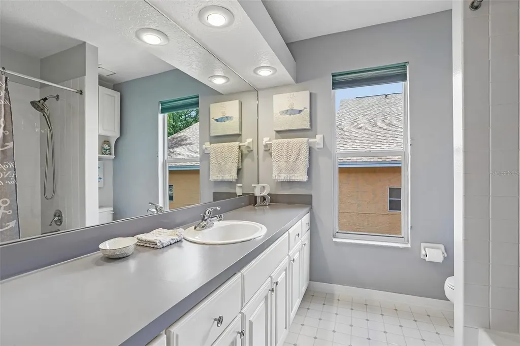 17702 Long Ridge Road Tampa FL 33647
