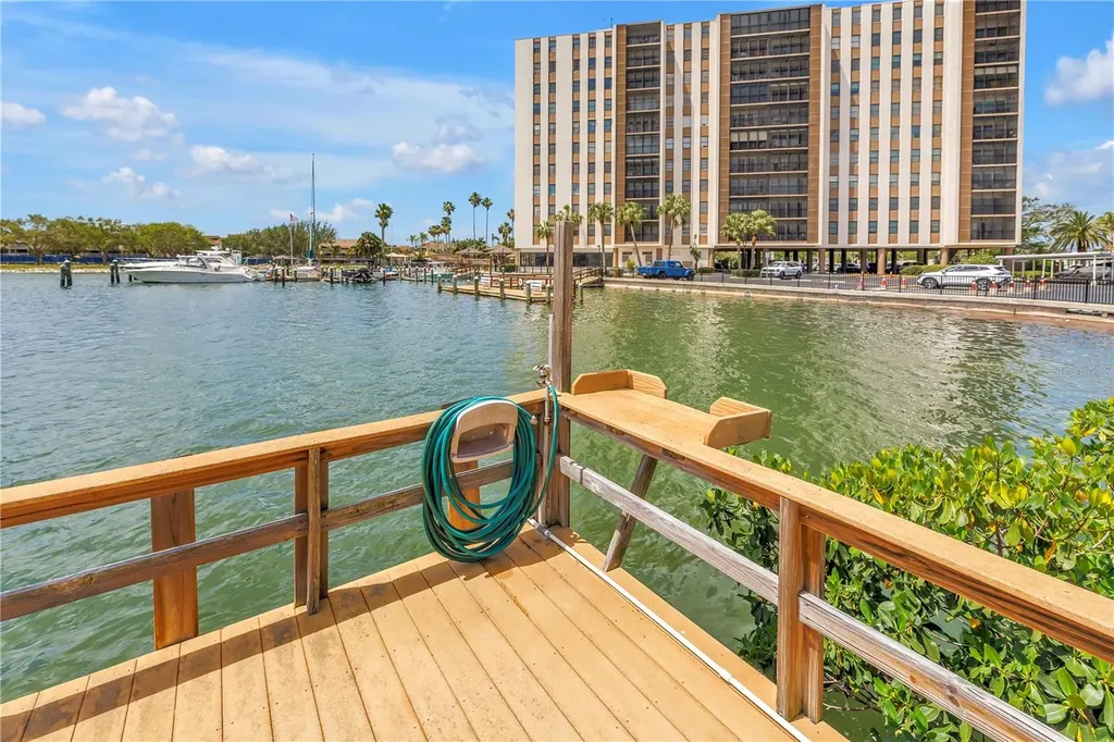 10375 Paradise Boulevard Treasure Island FL 33706