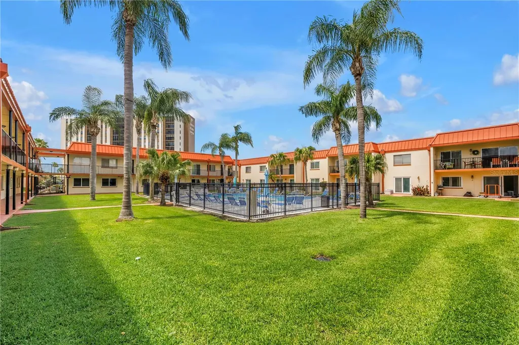 10375 Paradise Boulevard Treasure Island FL 33706