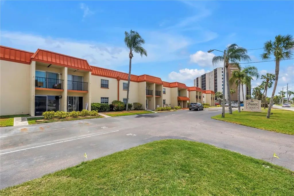 10375 Paradise Boulevard Treasure Island FL 33706