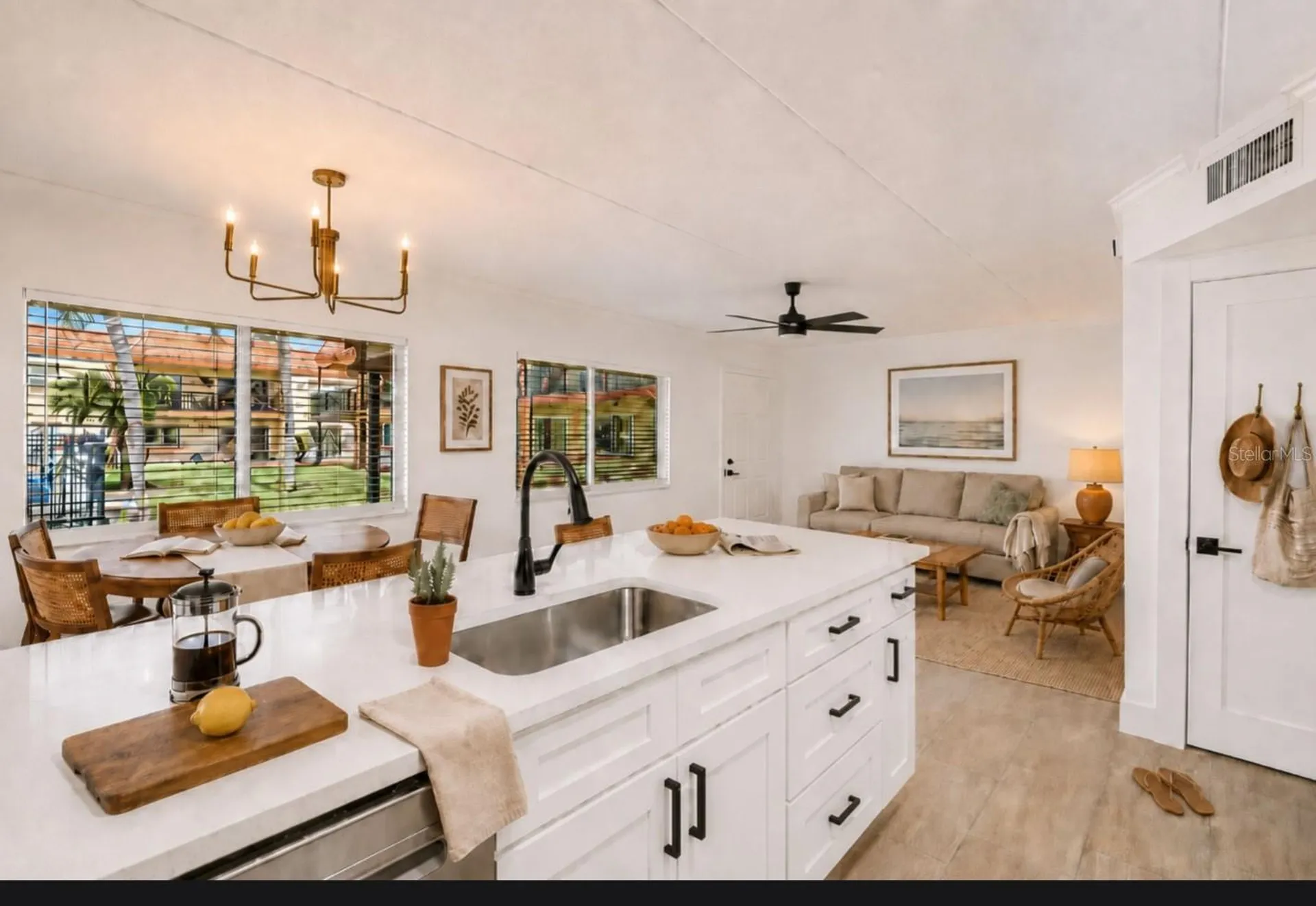 10375 Paradise Boulevard Treasure Island FL 33706