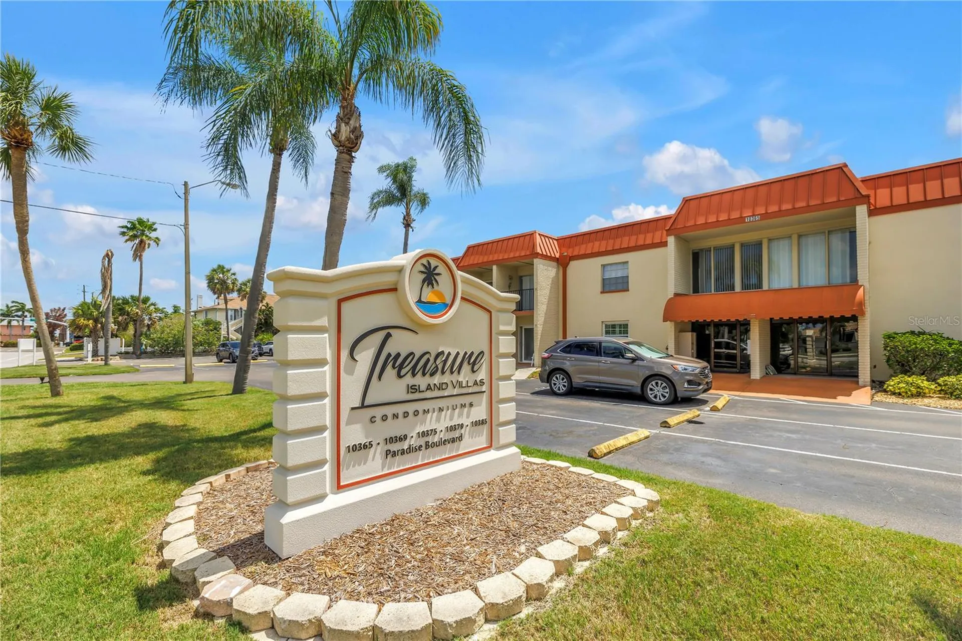 10375 Paradise Boulevard Treasure Island FL 33706