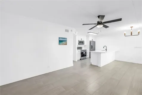 10375 Paradise Boulevard Treasure Island FL 33706
