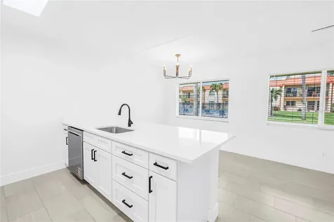 10375 Paradise Boulevard Treasure Island FL 33706