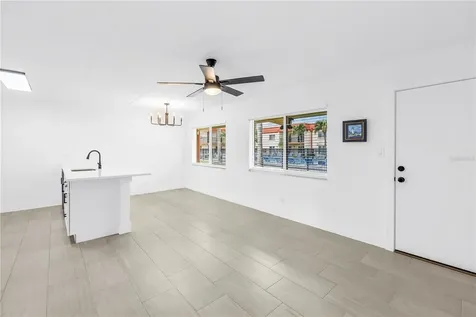 10375 Paradise Boulevard Treasure Island FL 33706