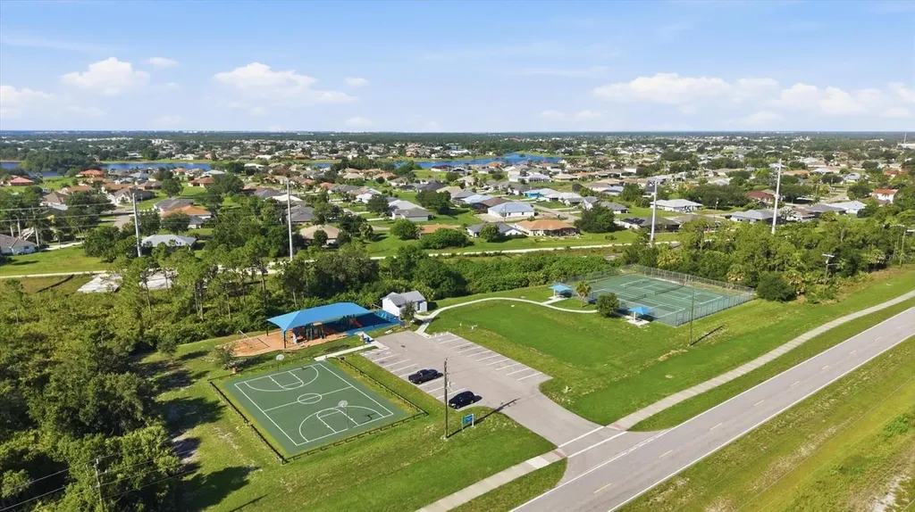 258 Rio De Janeiro Avenue Punta Gorda FL 33983