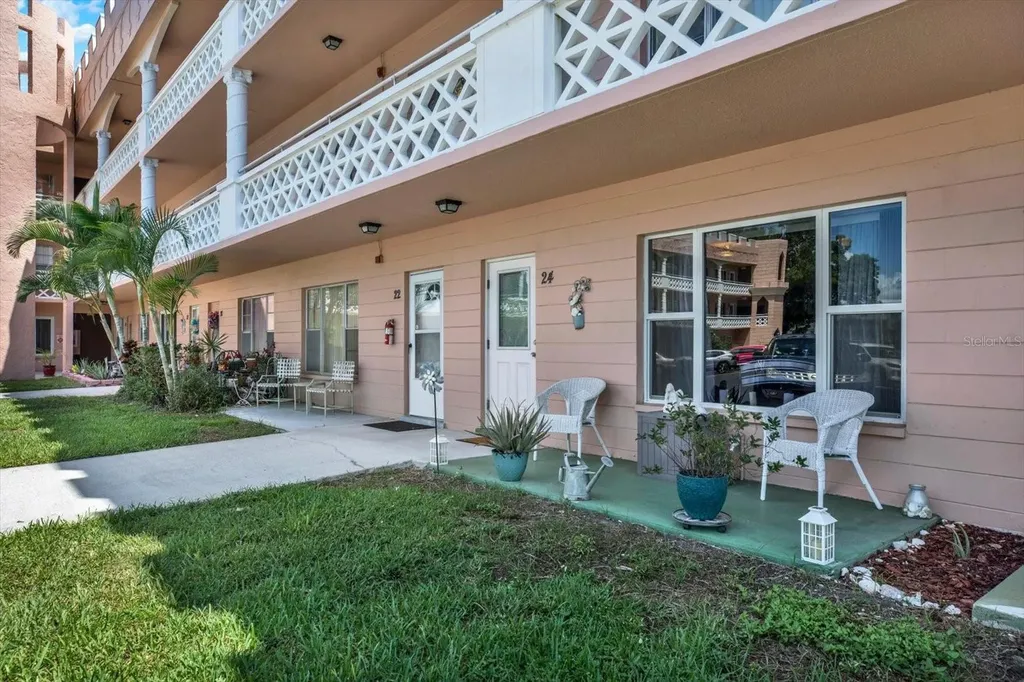 2458 Columbia Drive Clearwater FL 33763
