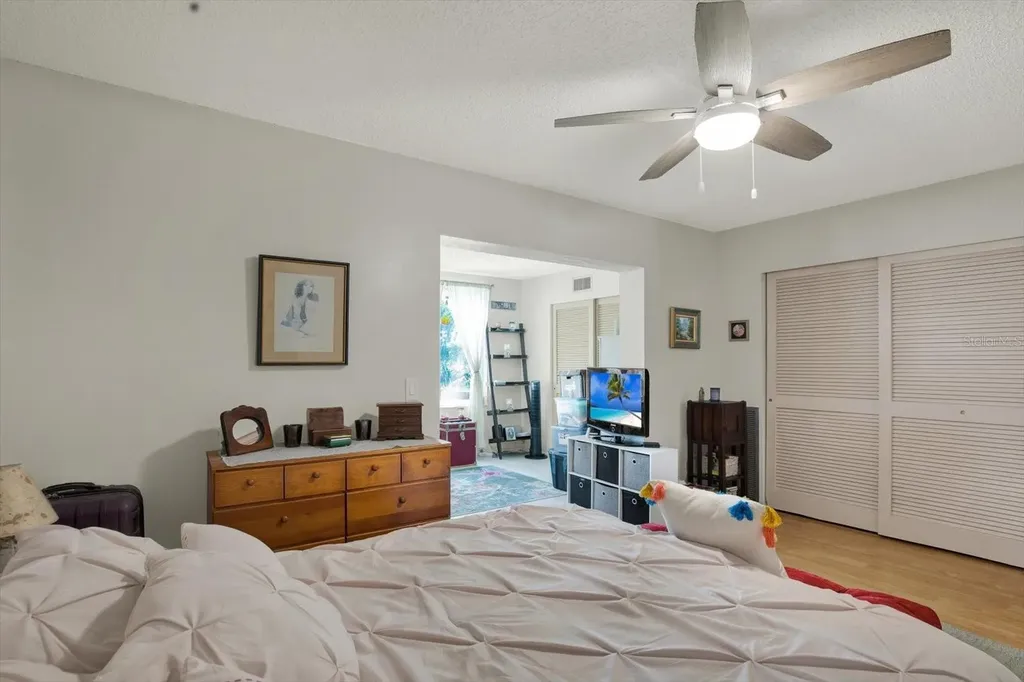 2458 Columbia Drive Clearwater FL 33763