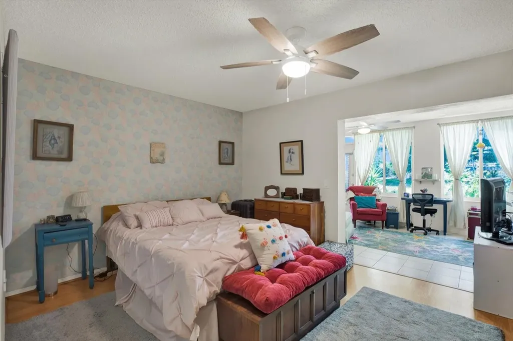 2458 Columbia Drive Clearwater FL 33763